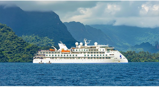 SAIL INTO THE WILD HEART OF CENTRAL AMERICA