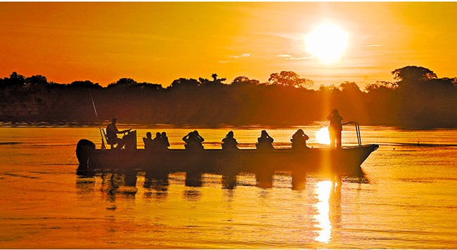 HIGH VS. LOW WATER: THE BEST TIME TO SAIL THE AMAZON RIVER