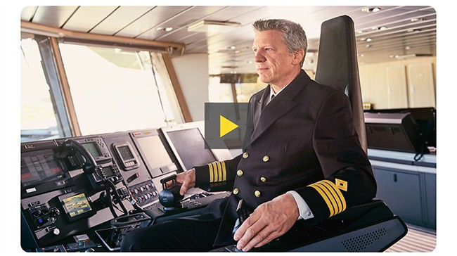 VIDEO: SAILING FROM POLE TO POLE WITH MARTIN GRASER, CAPTAIN OF THE NATIONAL GEOGRAPHIC RESOLUTION